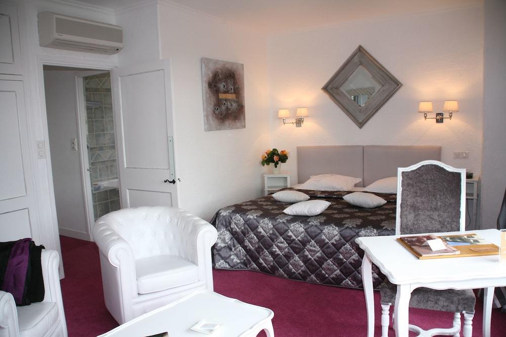 La Bastide De & Hotel