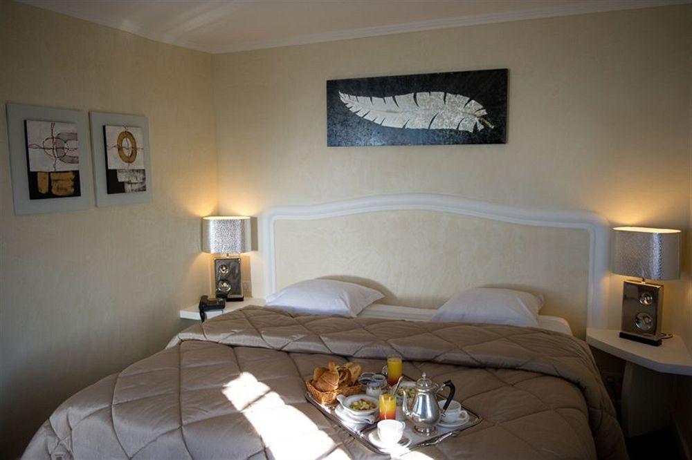 La Bastide De & 4* Tourtour