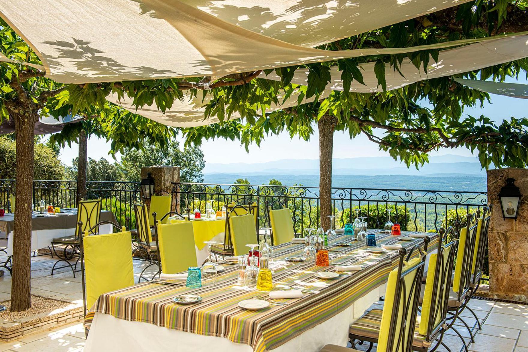 La Bastide De & Hotel 4*