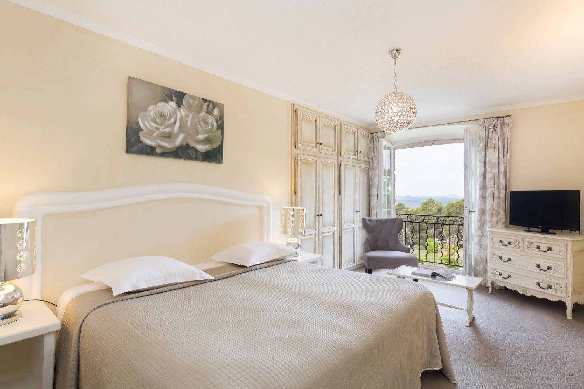 La Bastide De Hotel&spa Hotel